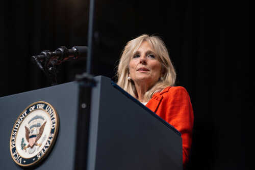 Houston,,Texas,/,Usa,-,09/16/16:,Jill,Biden,Delivers,A