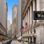 White House Crypto Deal: Bank Power Play Exposed View of Wall Street with skyscrapers and American flags