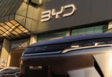 Car dealership with BYD logo and vehicles displayed