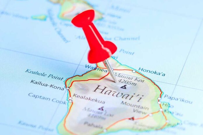 Mauna,Kea,Volcano,,Hawaii,Pin,On,Map A red pushpin marking a location on a map of Hawaii